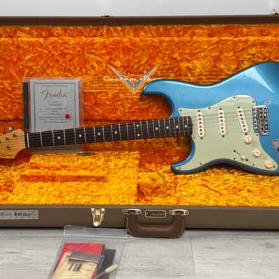 FENDER CUSTOM SHOP 1960 LAKE PLACID BLUE STRATOCASTER LEFT HANDED image 1