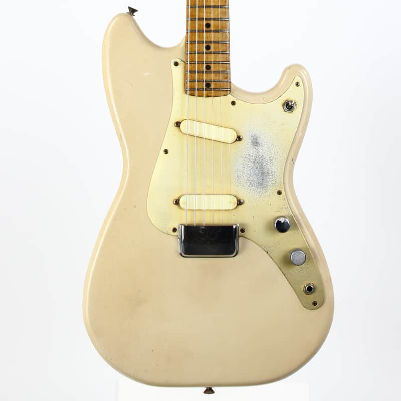 Fender Duo-Sonic with Maple Fretboard 1956 - 1959 | Reverb