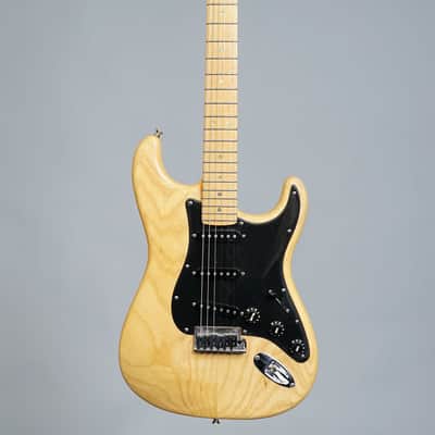 Fender American Deluxe Stratocaster 2005 - Natural stripped image 7