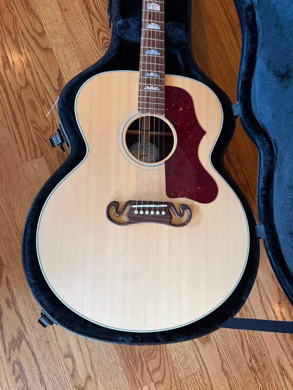 Gibson SJ-200 Studio Rosewood