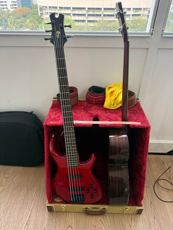 Tobias Toby 5 strings 2018 - Red image 1