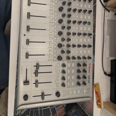 Vestax Vcm-600 2007 - Silver image 1