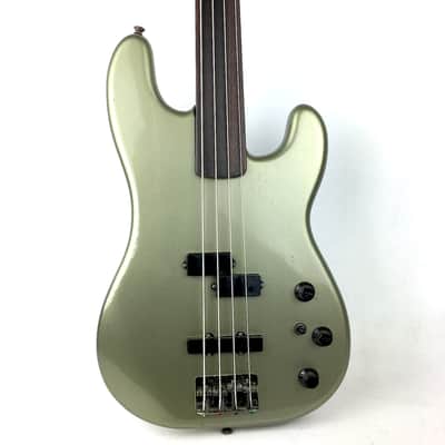 Fender Jazz Bass Special - Fretless - '80s - Jade Green Metallic image 2