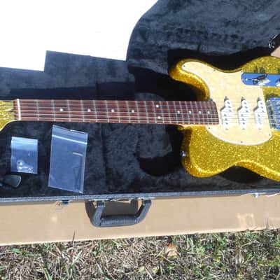 Stunning G&L ASAT Z3 Gold Metal Flake Sparkle With Certificate