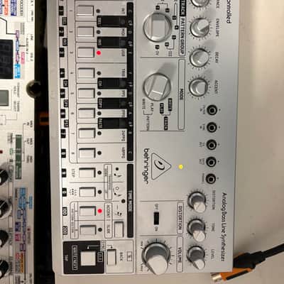 Behringer TD-3 Analog Bass Line Synthesizer 2019 - Present - Silver image 2