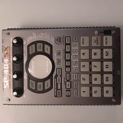 Roland SP-404SX Linear Wave Sampler 2009 - 2017 - Black image 2