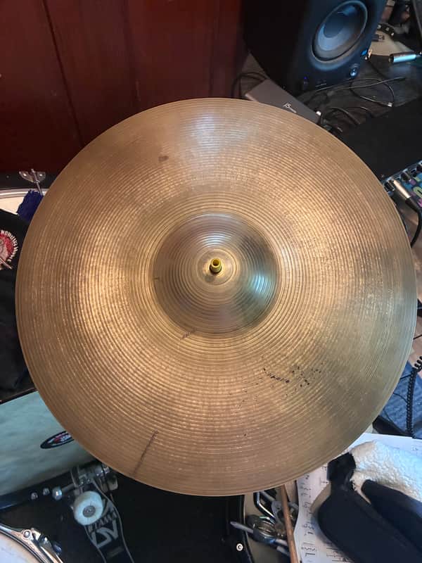 A. Zildjian 18