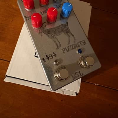 Make Sounds Loudly Silvertone 1484 Preamp and Mosrite Fuzzrite Fuzz Duo 2025 image 1