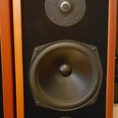 Pair MB Quart 1000 floor standing stereo speakers image 4
