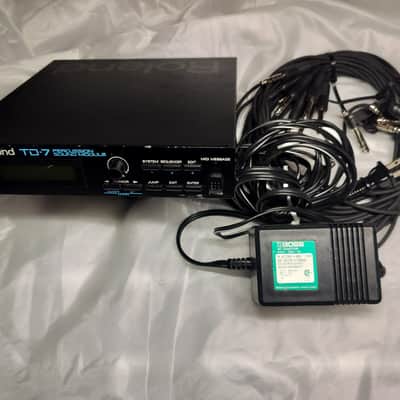 Roland TD-7 Drum Sound Module with AC Adapter and (8) 1/4 Stereo Cables