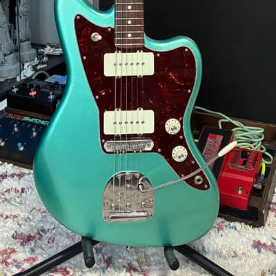 Fender American Professional Jazzmaster with Maple Fretboard 2017 - 2019 - Mystic Seafoam image 1