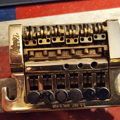 Gibson Kahler Flyer Tremolo 1983 Lacquered Brass Norlin complete image 3