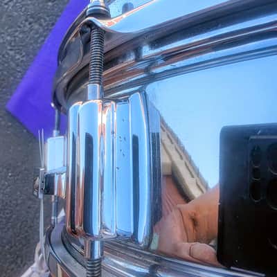 Rogers PowerTone 5x14" 8-Lug Brass Snare Drum with "Beavertail" Lugs 1963 - 1973 - Chrome image 8