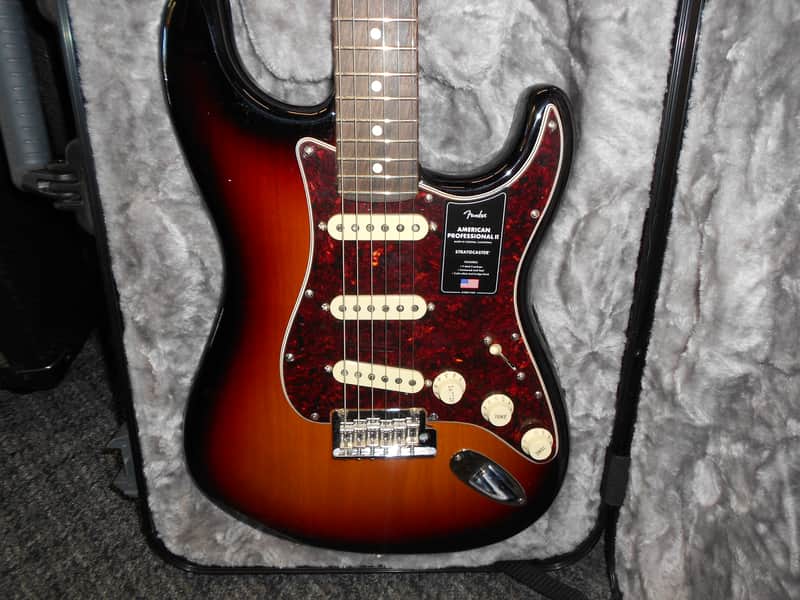 Fender American Professional II 2021 - sunburst, 75 years image 1