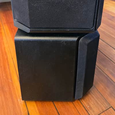 Bose 301 Series IV Speakers (Pair) – Direct/Reflecting Sound image 9