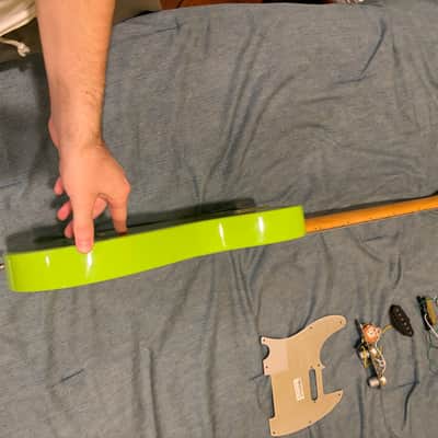 Fender Player Telecaster with Maple Fretboard 2019 - Electron Green image 3