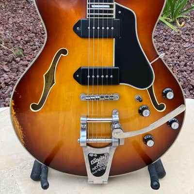 Eastman T64/v Thinline with Bigsby 2021 - Present - Gold Burst image 1