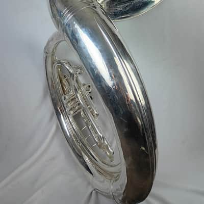 Conn LTD 20K BBb Sousaphone, Large 27” two screw bell with Case, neck and bits image 3
