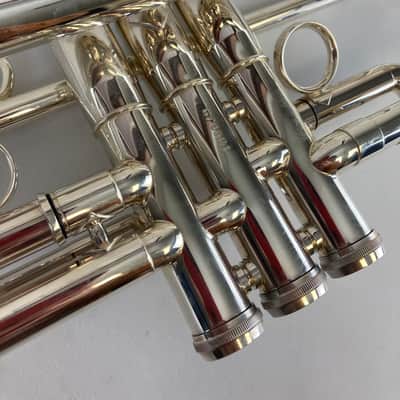 Getzen 907S Eterna Proteus Bb Trumpet – Silver Plated – Professional Model – Like New – w/ Case SM#3655 image 5