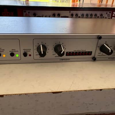 dbx 286s Microphone Preamp Processor 2010s - Silver image 3