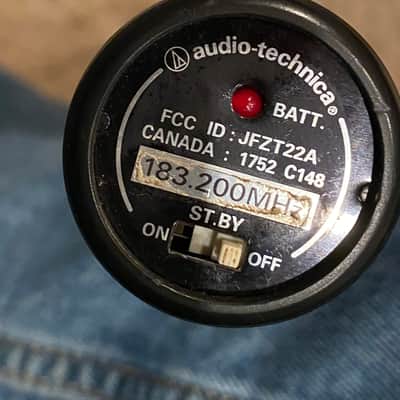 Audio-Technica ATW-R03 & ATW-T22 wireless lead microphone image 2