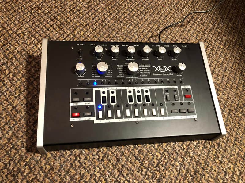 Xoxbox X0XB0X Bassline Analogue Synthesizer Sequencer (Roland TB-303 Clone) Acid image 1