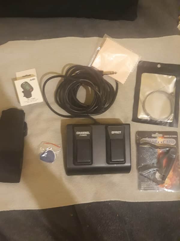 Behringer Foot Switch and Accessories image 1