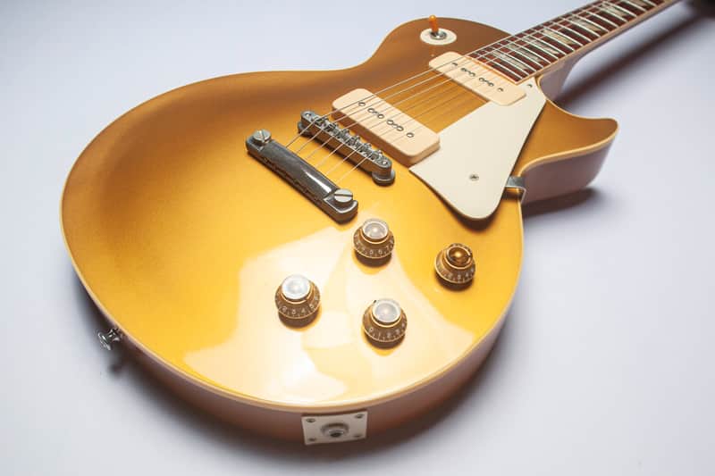 Gibson Custom Shop Les Paul Standard 1956 Reissue R6 2004 9 pounds 5 ounces - Gold top image 1