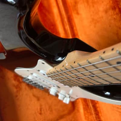 Fender Eric Clapton Artist Series Stratocaster with Vintage Noiseless Pickups 2001 - Present - Black image 5