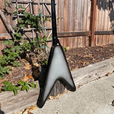Gibson Flying V 1981 Silverburst image 2