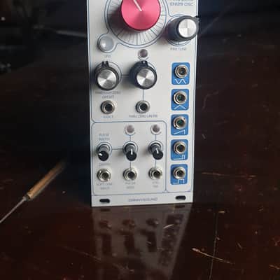 Dannysound EN129 Through Zero FM Ocillator 2020 - Silver image 4