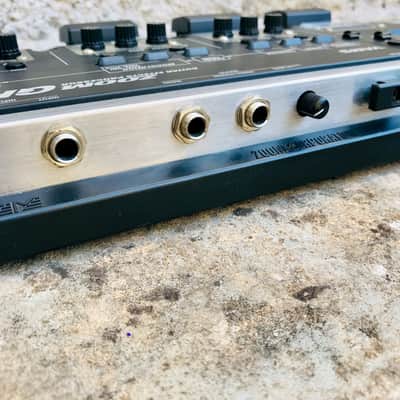 Zoom GFX-4 Guitar Effects Processor Pedalboard image 6