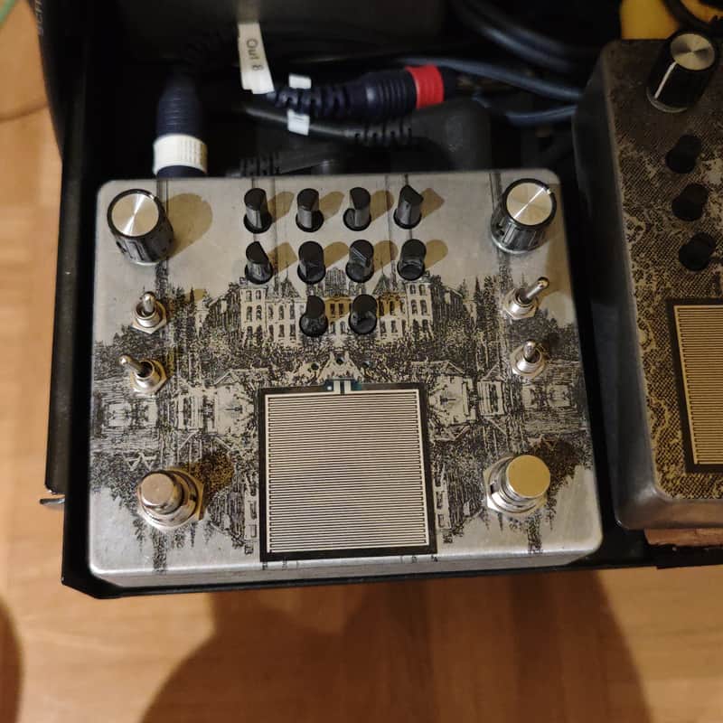 希少 Ezhi & Aka Moomindrone T21 Ezhi & Aka Moomindrone T21 | Reverb The Netherlands