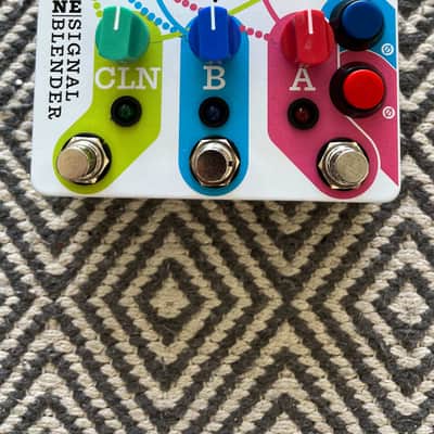 Old Blood Noise Endeavors Signal Blender owned by Eric Cannata of Young the Giant image 1