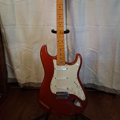 Fender Stratocaster 2019 - Red image 1