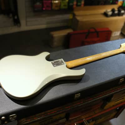 Gibson Victory Standard Bass 1981 - 1985 - Silver image 4