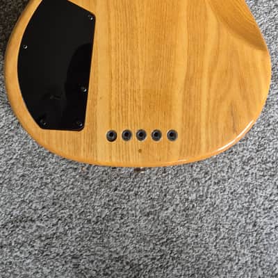 G&L L-2500 USA made 5 string bass image 4