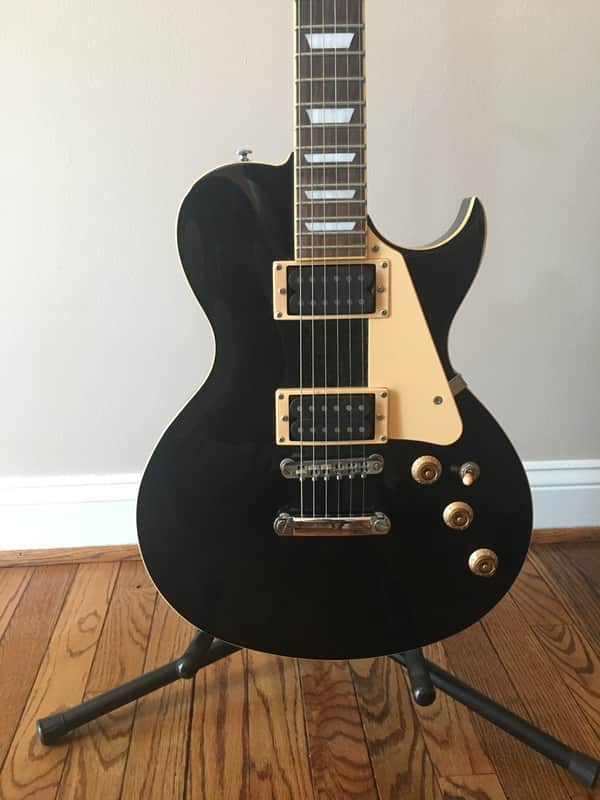 Brownsville Les Paul Standard Black with Hard Shell Les Paul Case