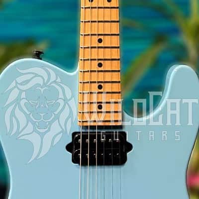Suhr Custom Classic T Daphne Blue 82880 image 5