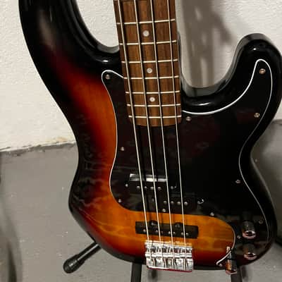 Squier Vintage Modified Precision Bass PJ 2014 - 2018 - 3-Color Sunburst image 3