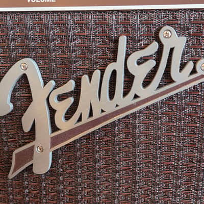 Fender Super-Sonic 22 2-Channel 22-Watt Guitar Amp Head Blonde w/ Matching Fender 2x12" Super-Sonic Cab, Footswitch & Dust Covers image 3