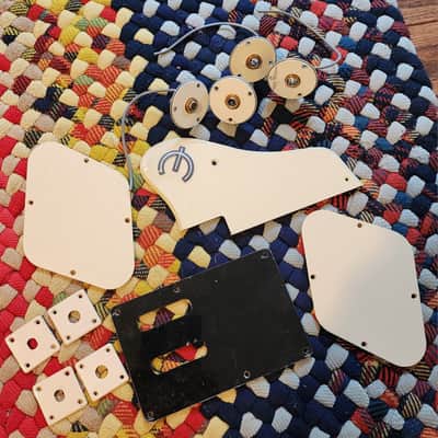 Epiphone Repairman Special - 12 pieces - Cream Black Back Plates Input Jacks Pickguard Floyd Rose Jackson ESP image 2