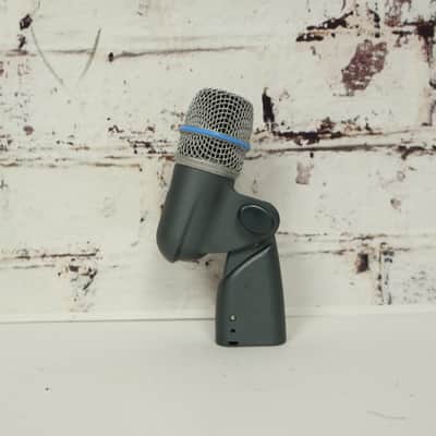 Shure Beta 56A Dynamic Microphone W/ Carrying Bag image 2