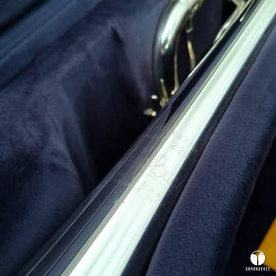 Bach Stradivarius C 180SL- 229 Chicago large lightweight trumpet case mouthpiece gamonbrass image 4