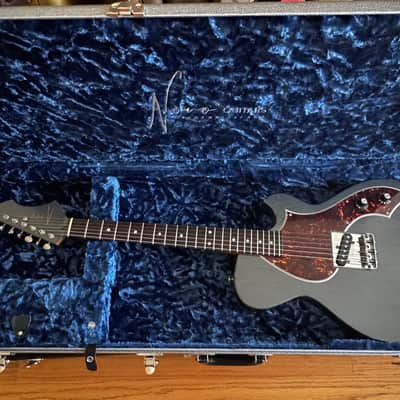 Novo Solus F1 with rare Novo hard case! image 2