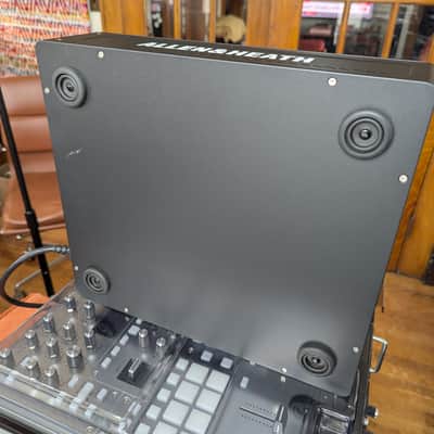 Allen & Heath XONE:43C 4+1 Mixer with Soundcard & Innofader image 15