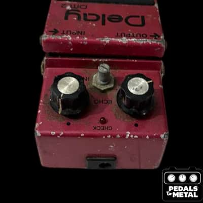 Boss DM-2 Delay (Black Label) 1981 - 1984 - Pink - X18595 image 2