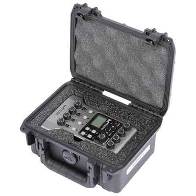 SKB Cases 3i0705-3-P4 iSeries Zoom PodTrak P4 Case w/ Storage Pocket image 3