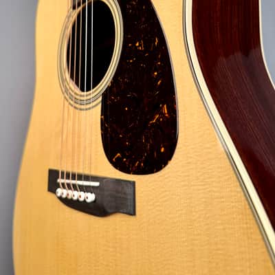 Martin D-28 Standard - Natural image 12