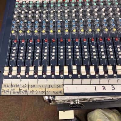 Soundcraft LX7ii 32-Channel Mixer image 2